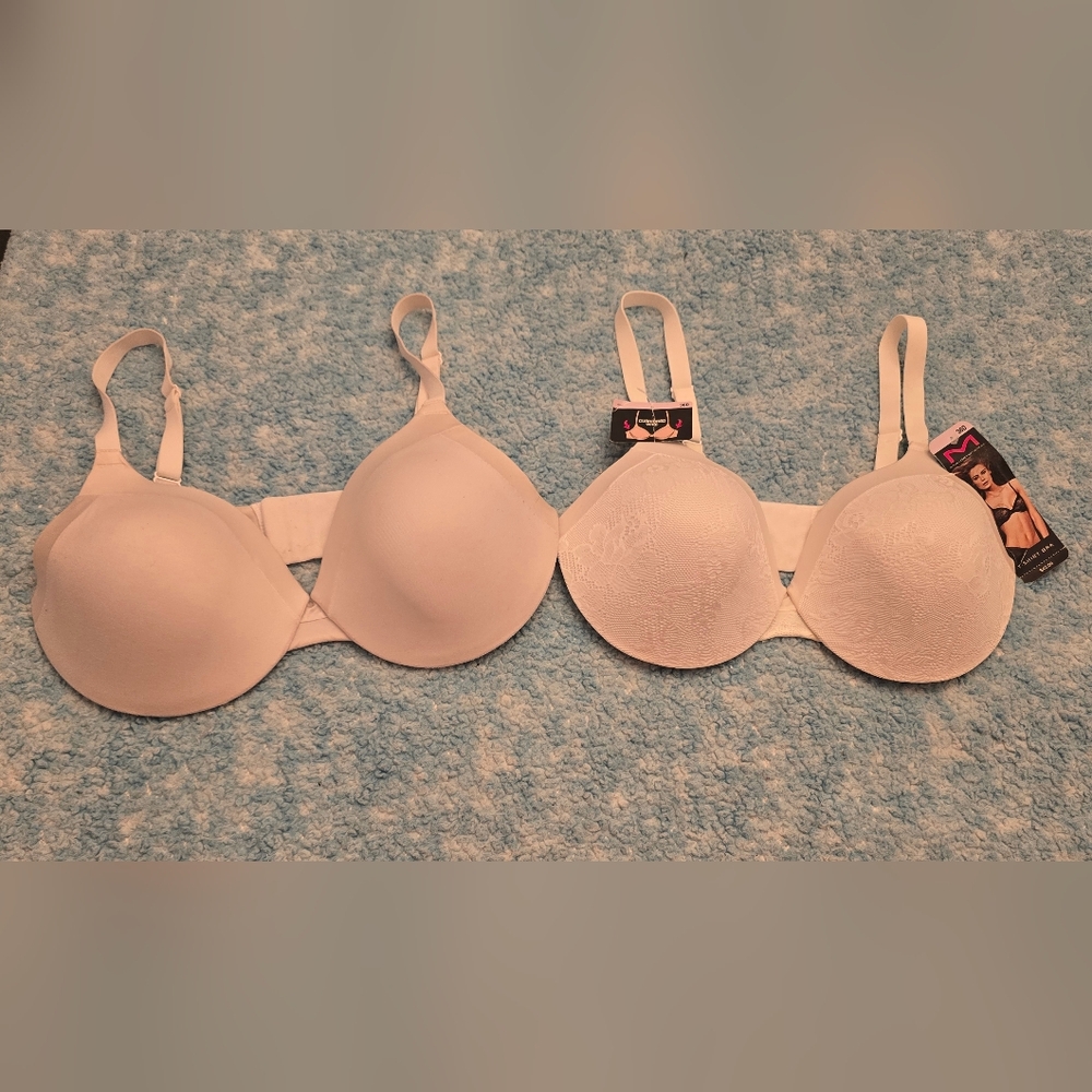 2 Maidenform 36D White Bras, Comfort Devotion T-Shirt Full Coverage, 1 NWT 1 GC
